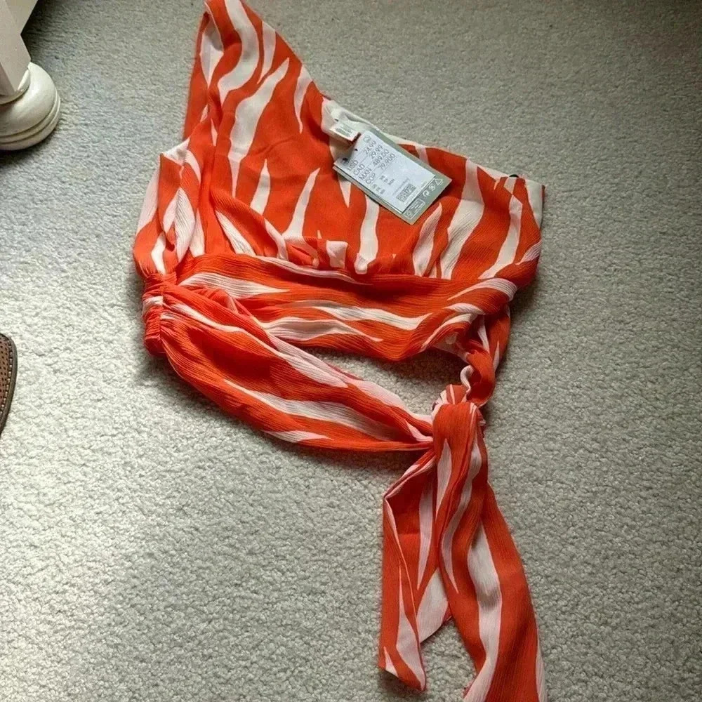 H&M Orange and White Crop Top